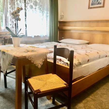Apartments Fiordalisi Colfosco Luaran gambar