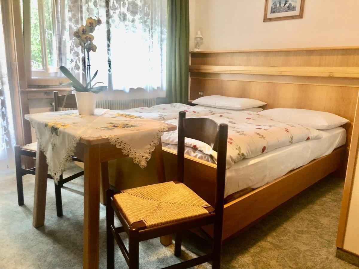 Apartments Fiordalisi Colfosco Luaran gambar